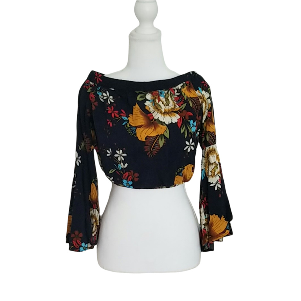 Bohemian floral print, Off shoulder, Crop top - Size M
